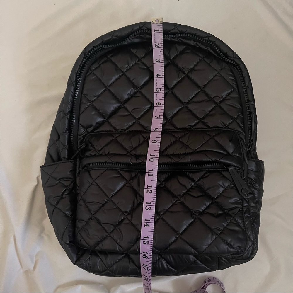 Quince quilted commuter backpack - Picture 7 of 8
